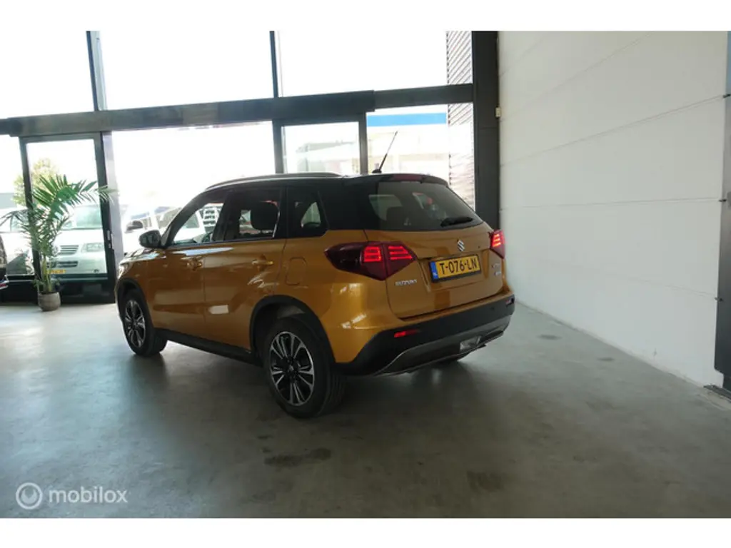 Suzuki Vitara 2