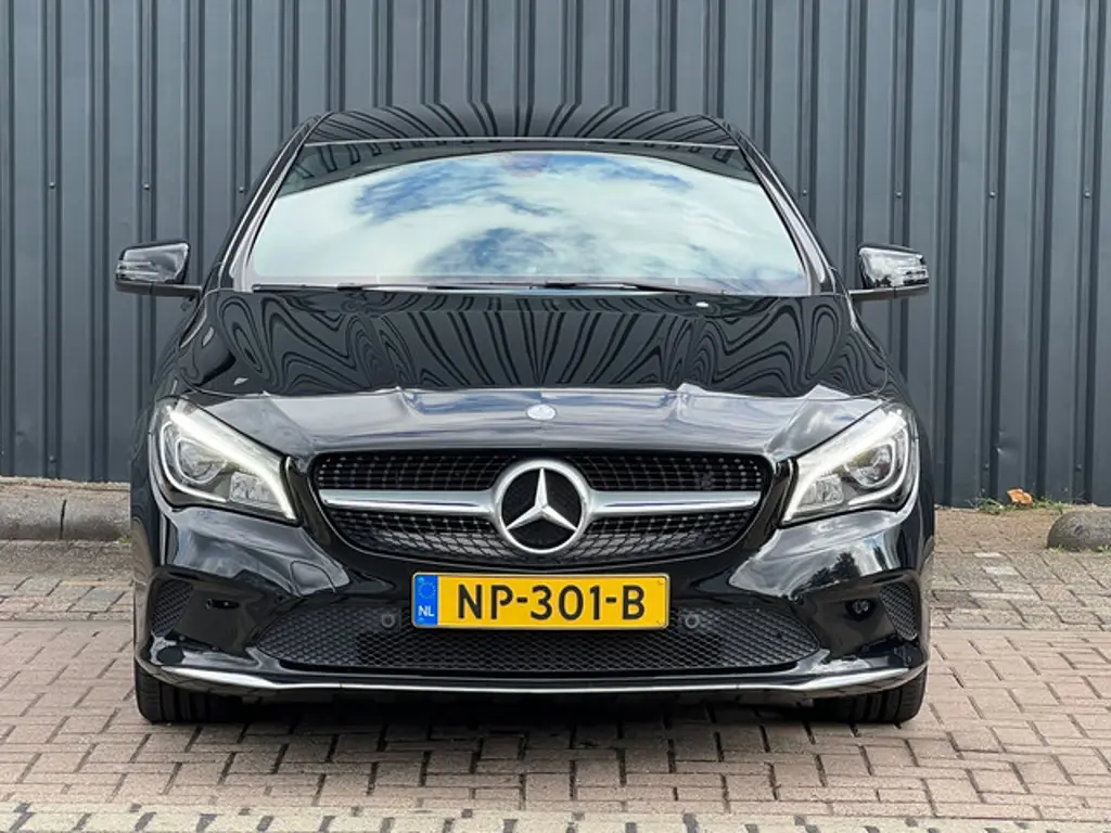 Mercedes-Benz CLA 2
