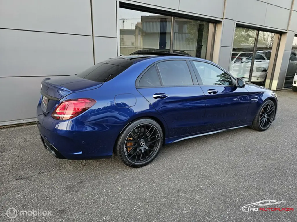 Mercedes-Benz C-Klasse 2