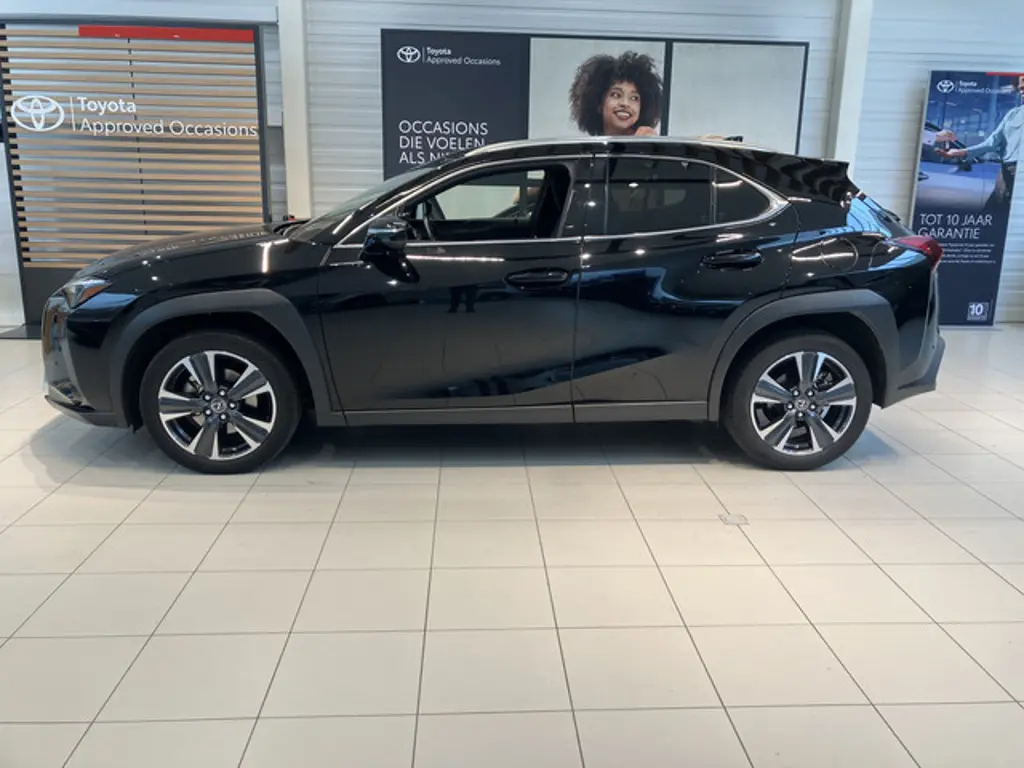 Lexus UX 2