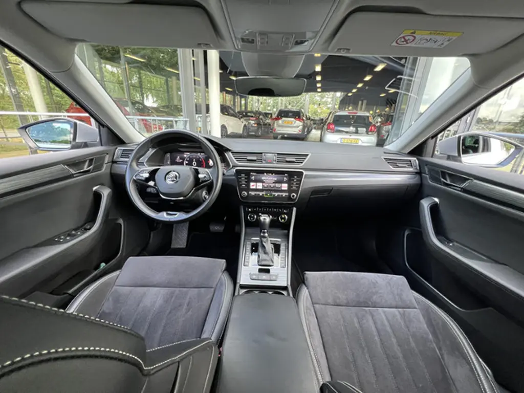 Škoda Superb 3