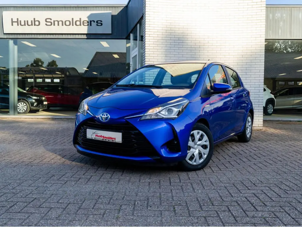 Toyota Yaris 2