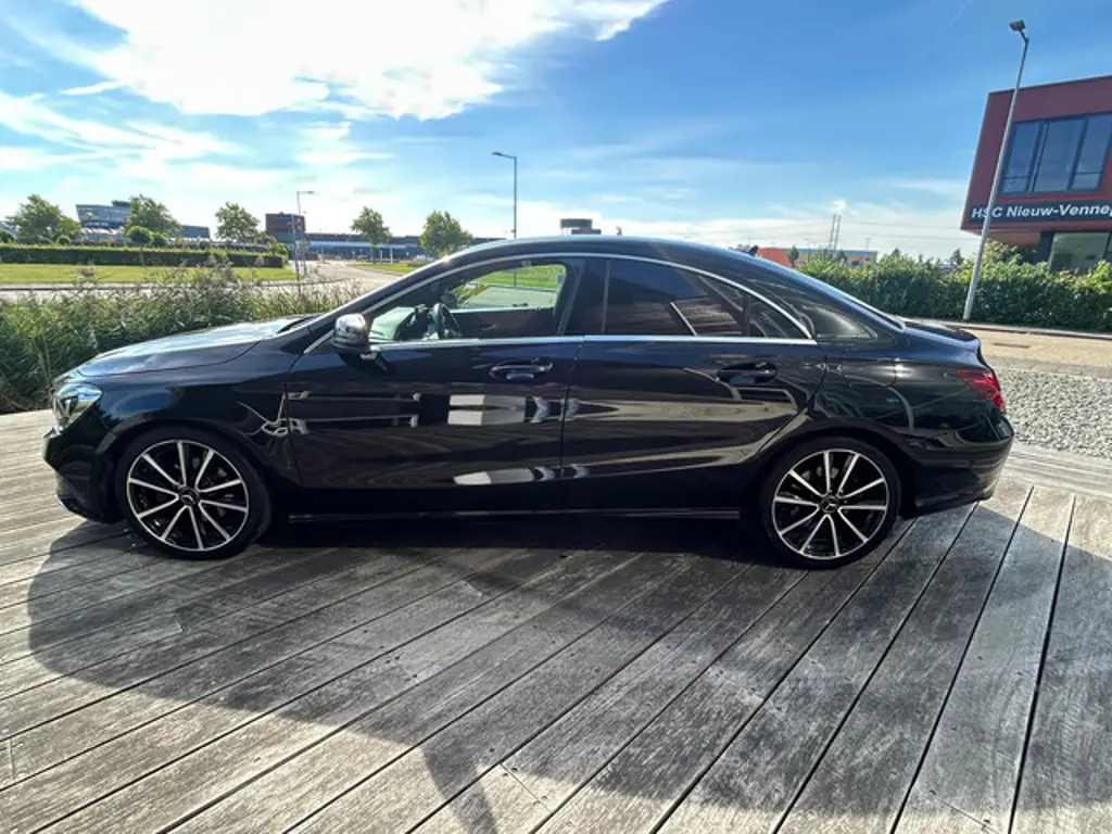 Mercedes-Benz CLA 2