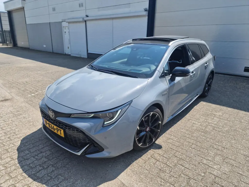 Toyota Corolla Touring Sports 3