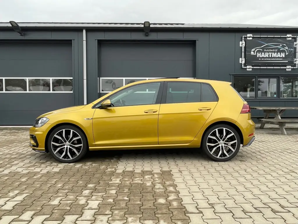 Volkswagen Golf 2