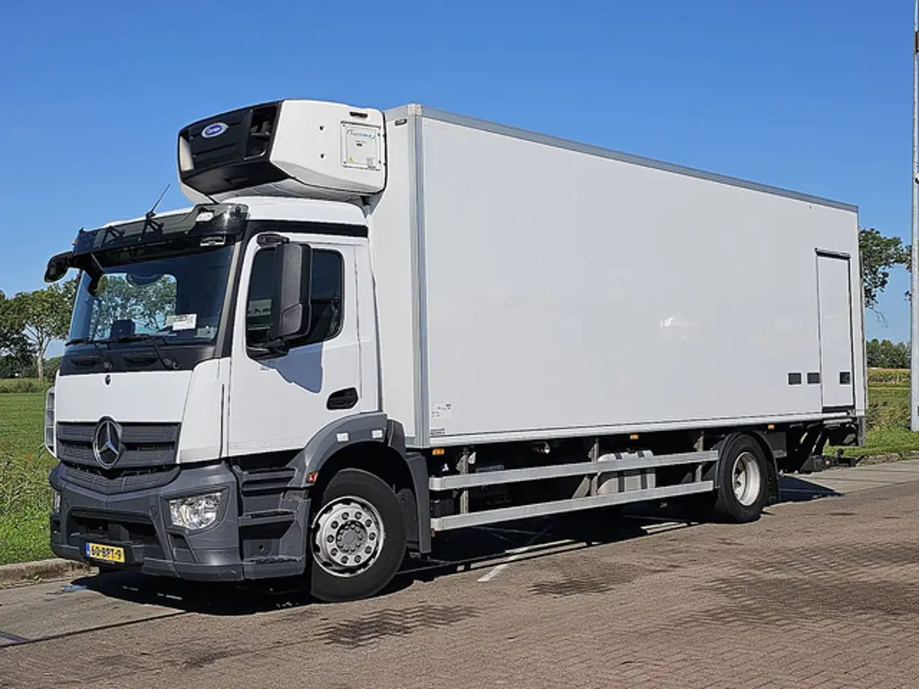 Mercedes-Benz Actros 2