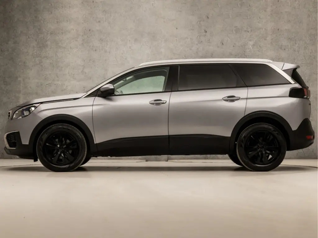 Peugeot 5008 2