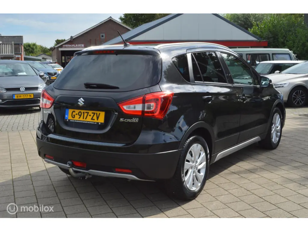 Suzuki S-Cross 2