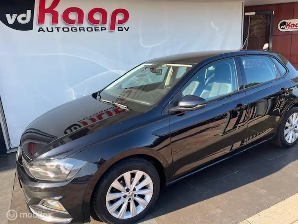 Volkswagen Polo 2