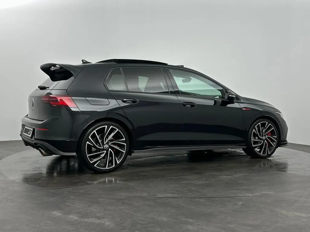 Volkswagen Golf 2