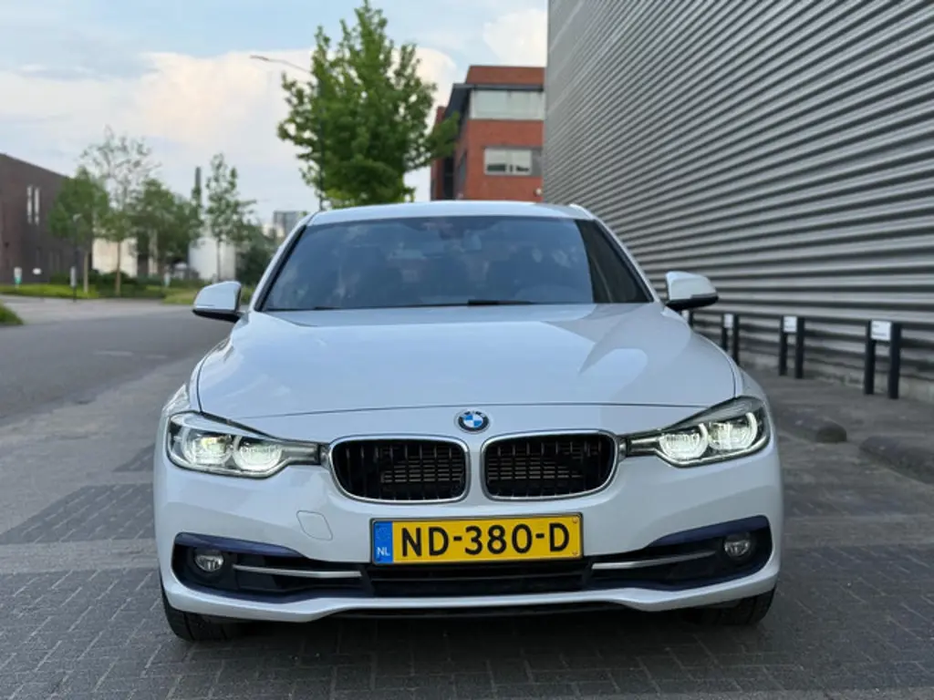 BMW 3 Serie 2