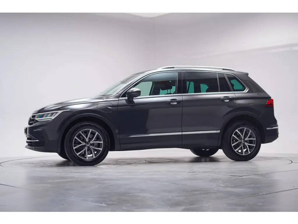 Volkswagen Tiguan 2