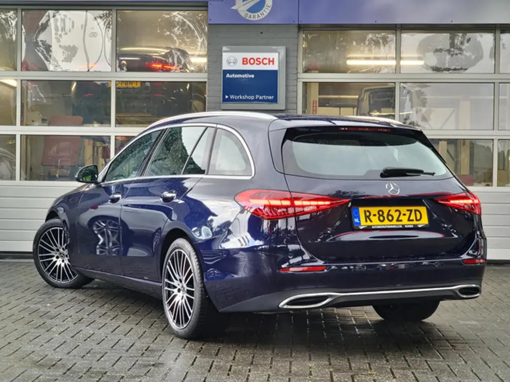 Mercedes-Benz C-Klasse 2