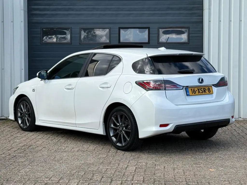Lexus CT 2