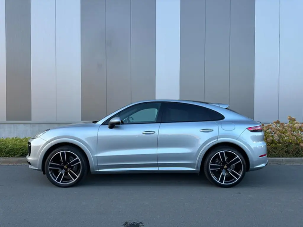 Porsche Cayenne 2