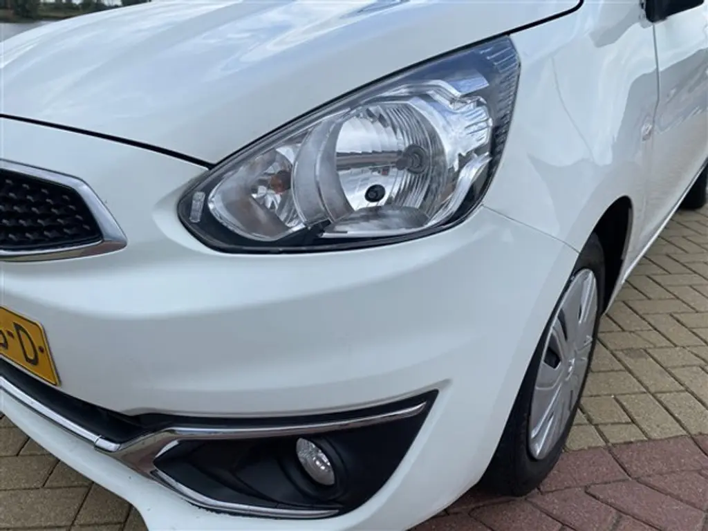 Mitsubishi Space Star 2