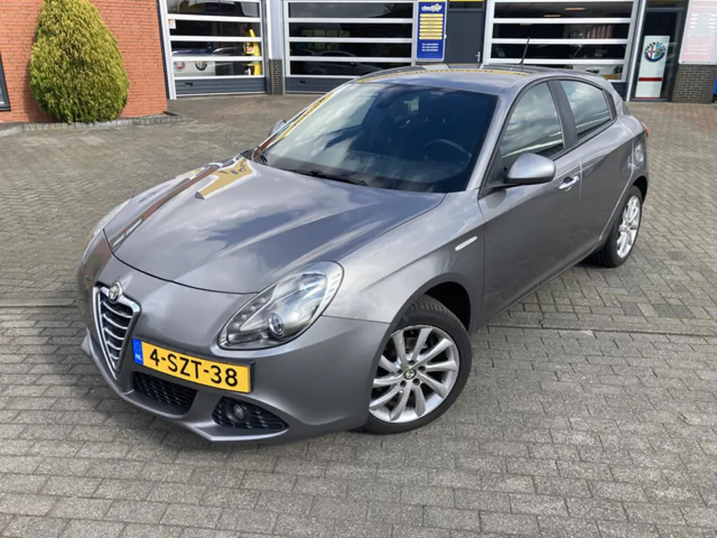 Alfa Romeo Giulietta 2