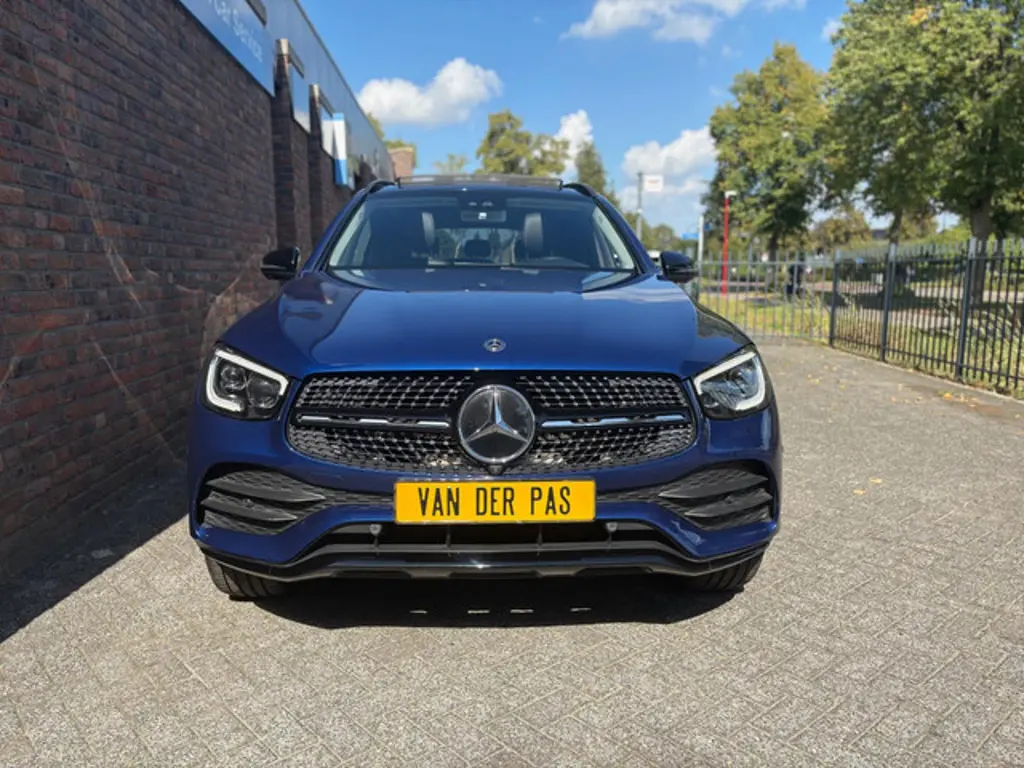 Mercedes-Benz GLC 2