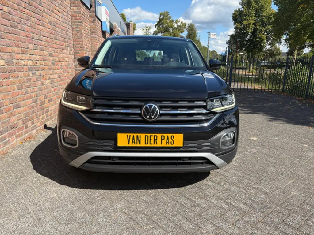 Volkswagen T-Cross 2