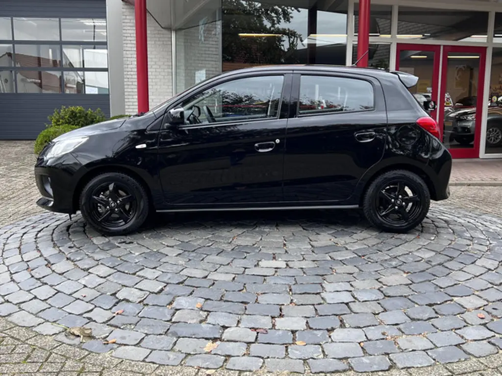 Mitsubishi Space Star 2