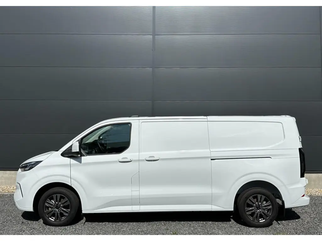 Ford Transit Custom 3