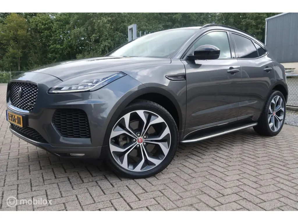 Jaguar E-PACE 2