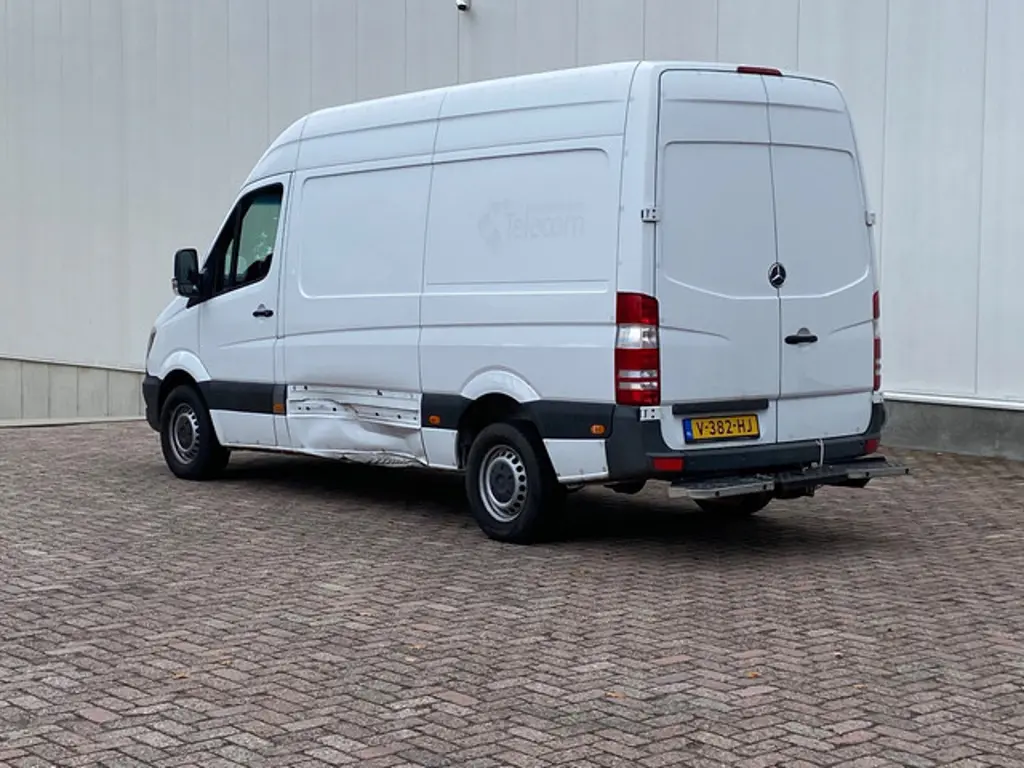 Mercedes-Benz Sprinter 3