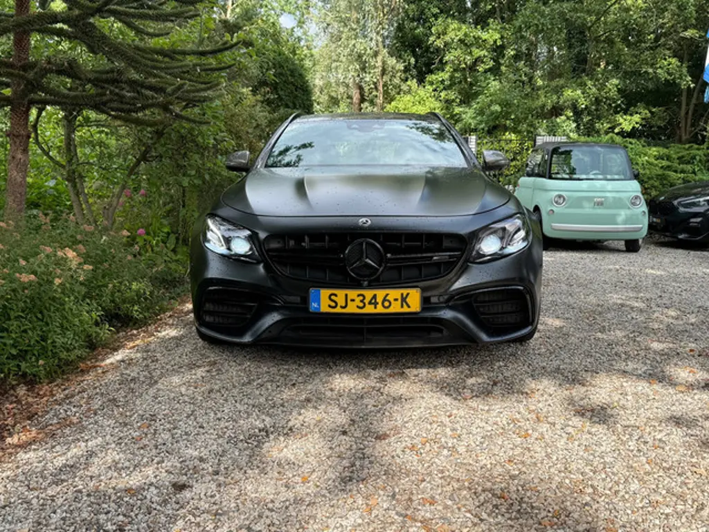 Mercedes-Benz E-Klasse 2