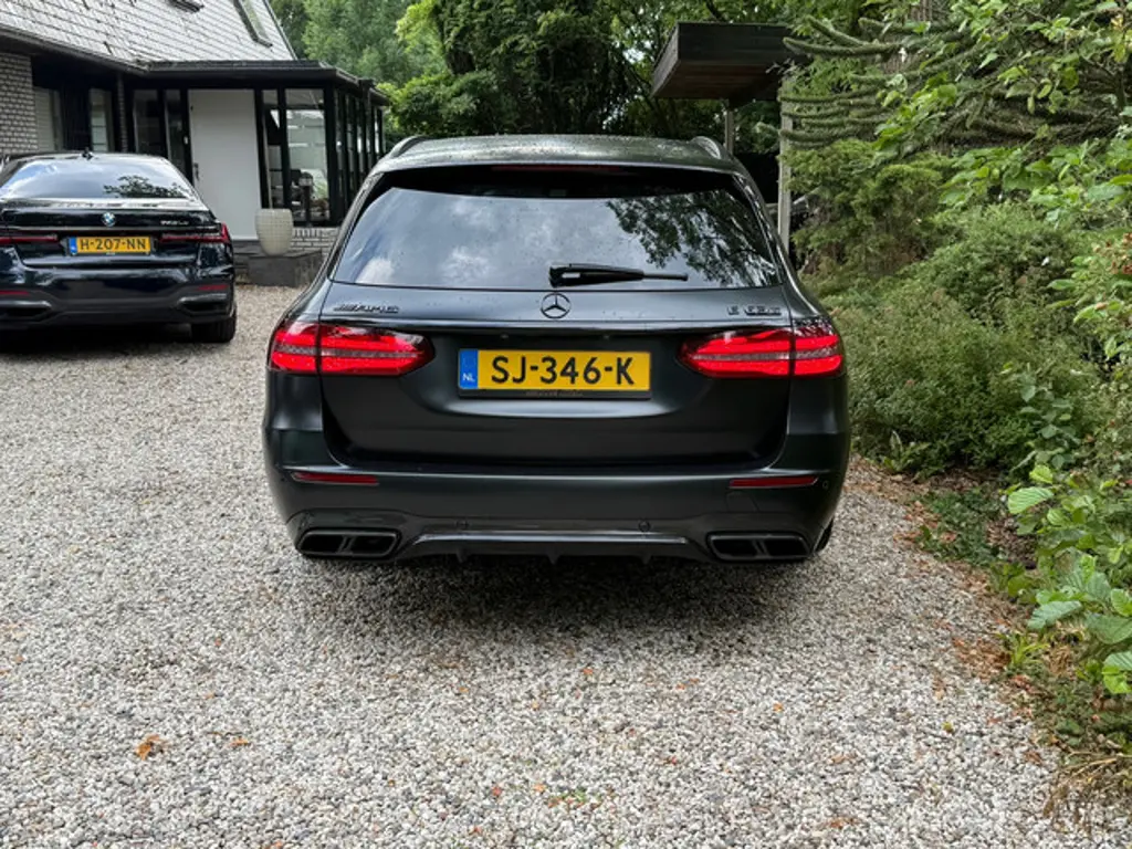 Mercedes-Benz E-Klasse 3