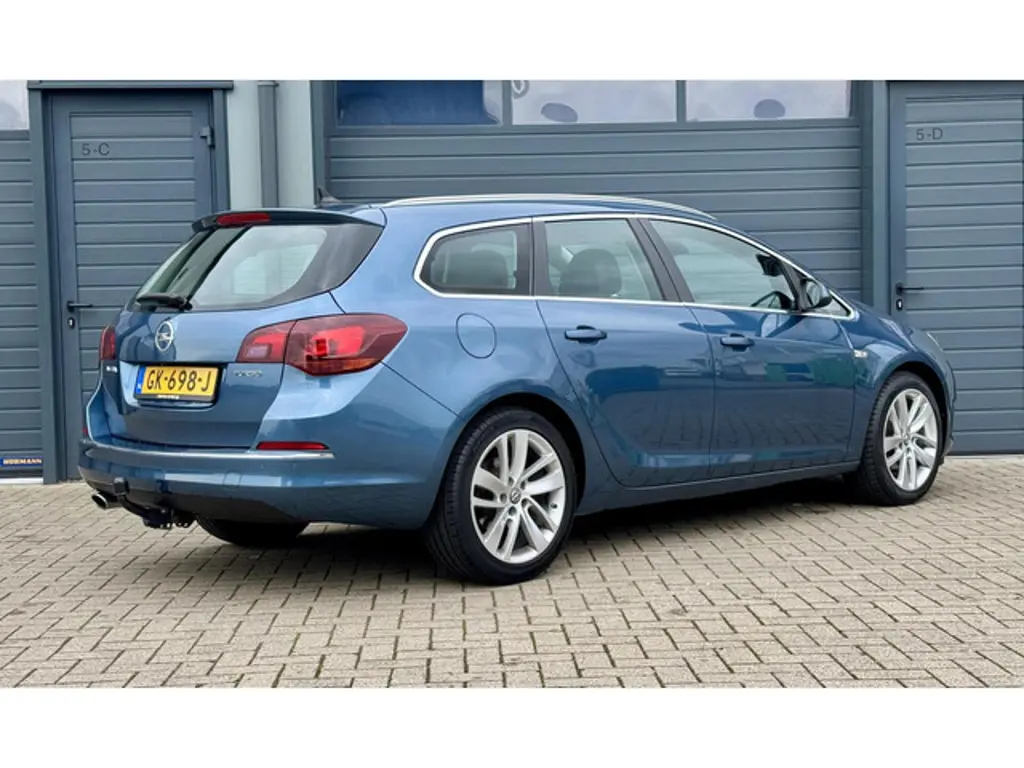Opel Astra 2