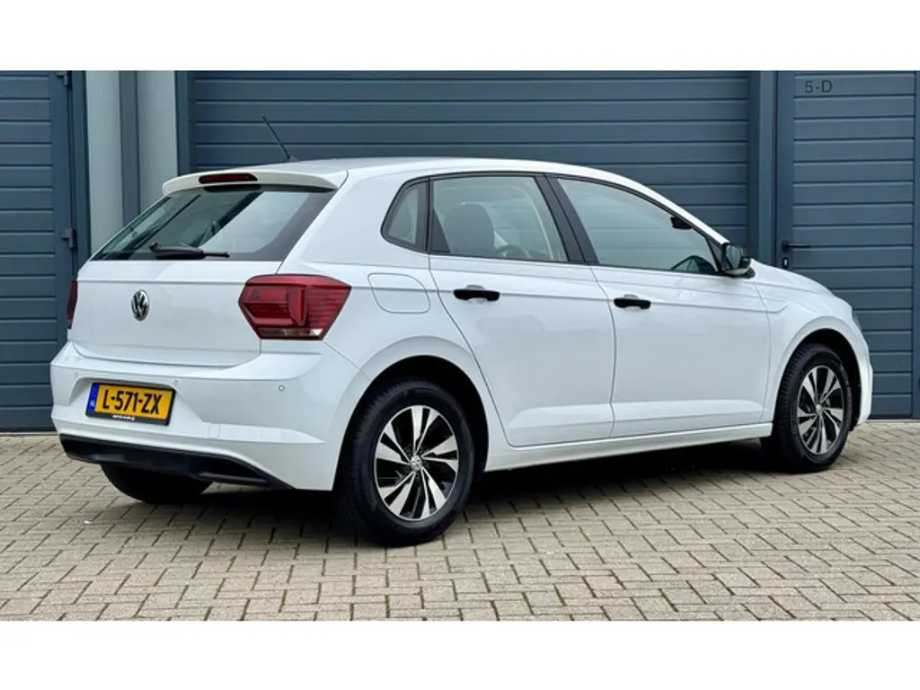 Volkswagen Polo 2