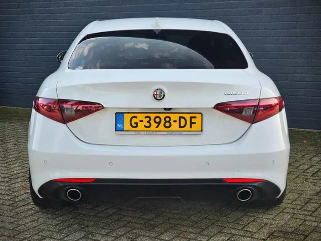 Alfa Romeo Giulia 3