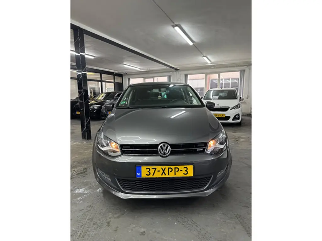 Volkswagen Polo 2