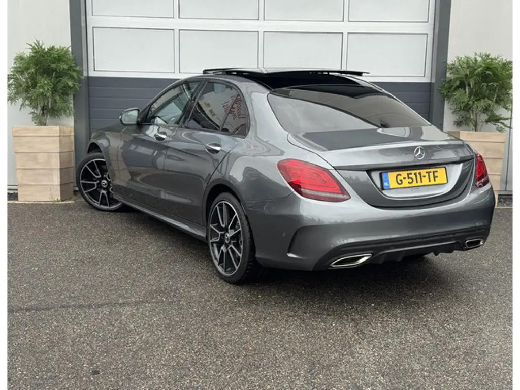 Mercedes-Benz C-Klasse 3