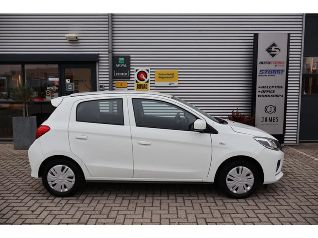 Mitsubishi Space Star 2