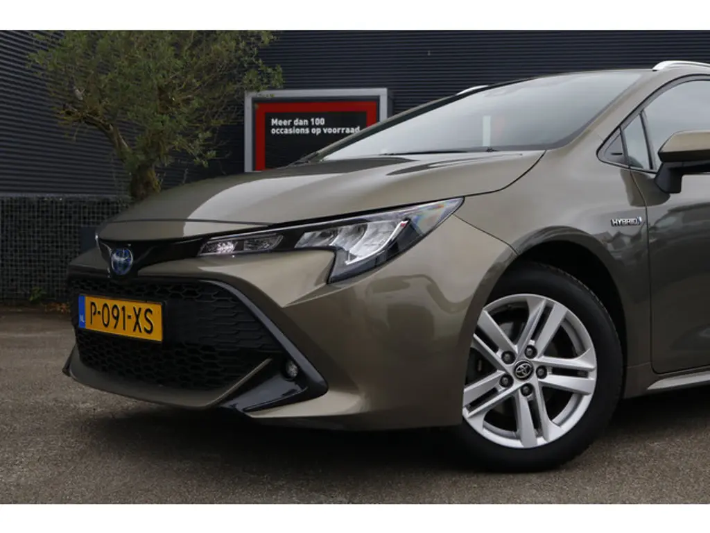 Toyota Corolla Touring Sports 2