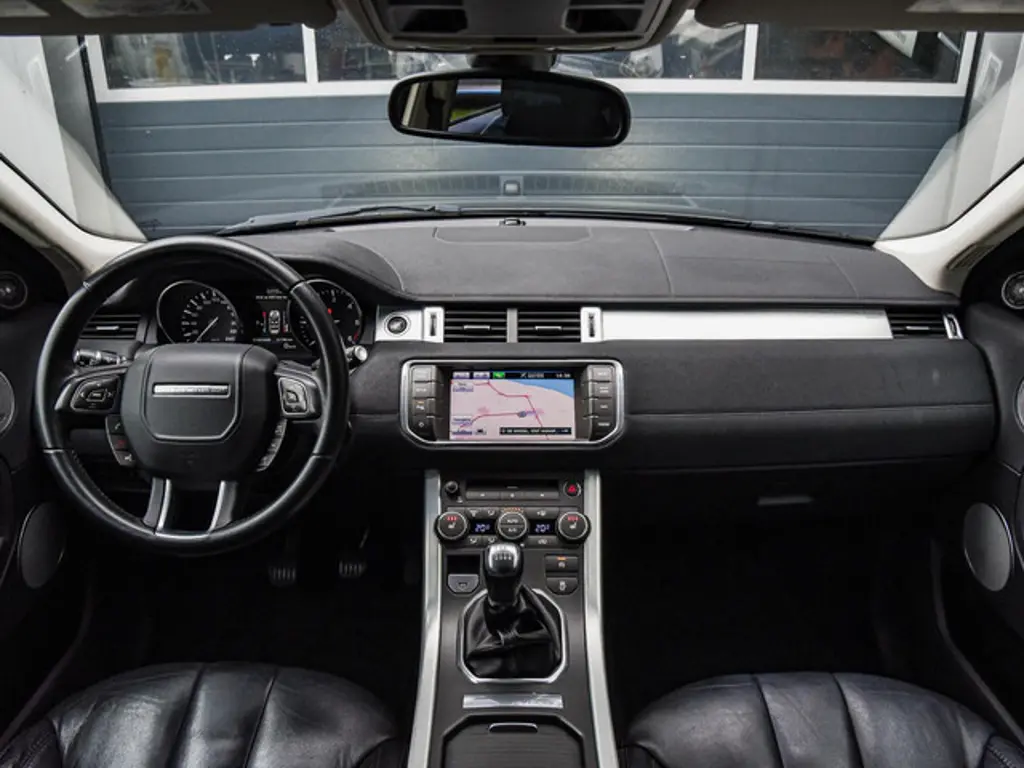 Land Rover Range Rover Evoque 3