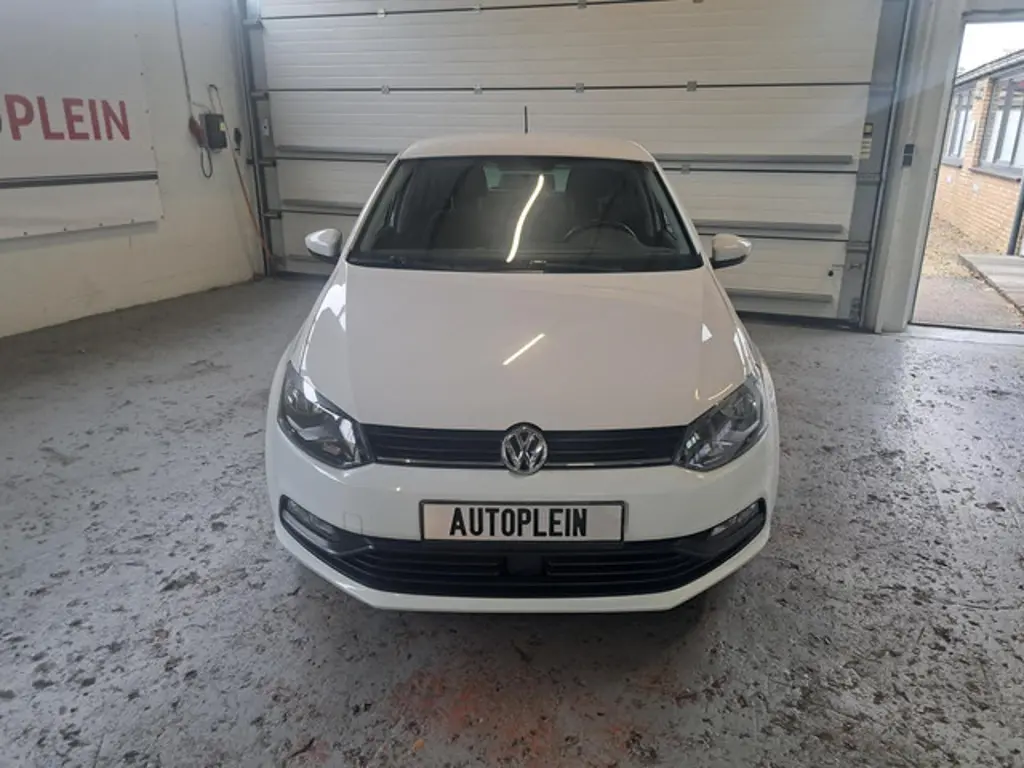 Volkswagen Polo 2