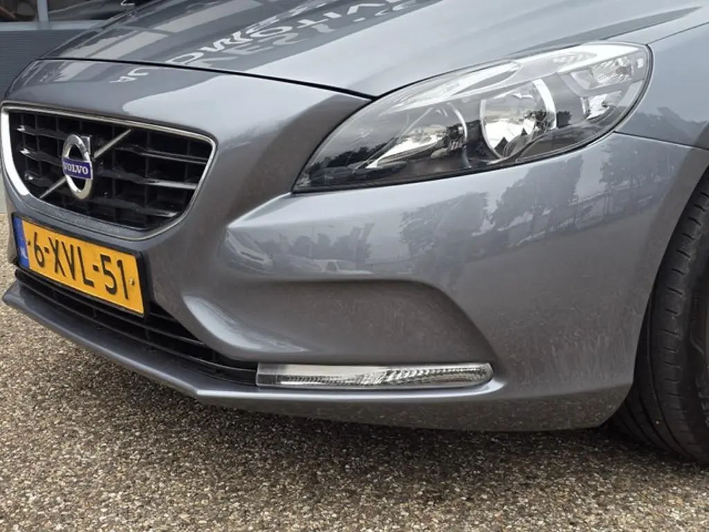 Volvo V40 2