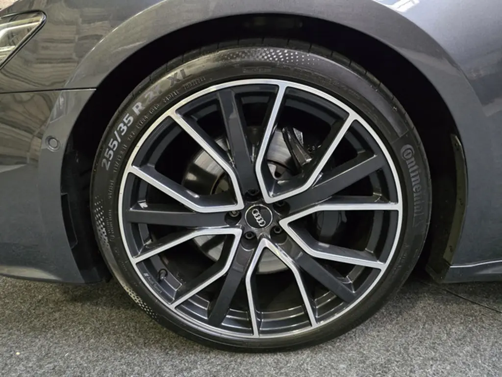 Audi A7 2
