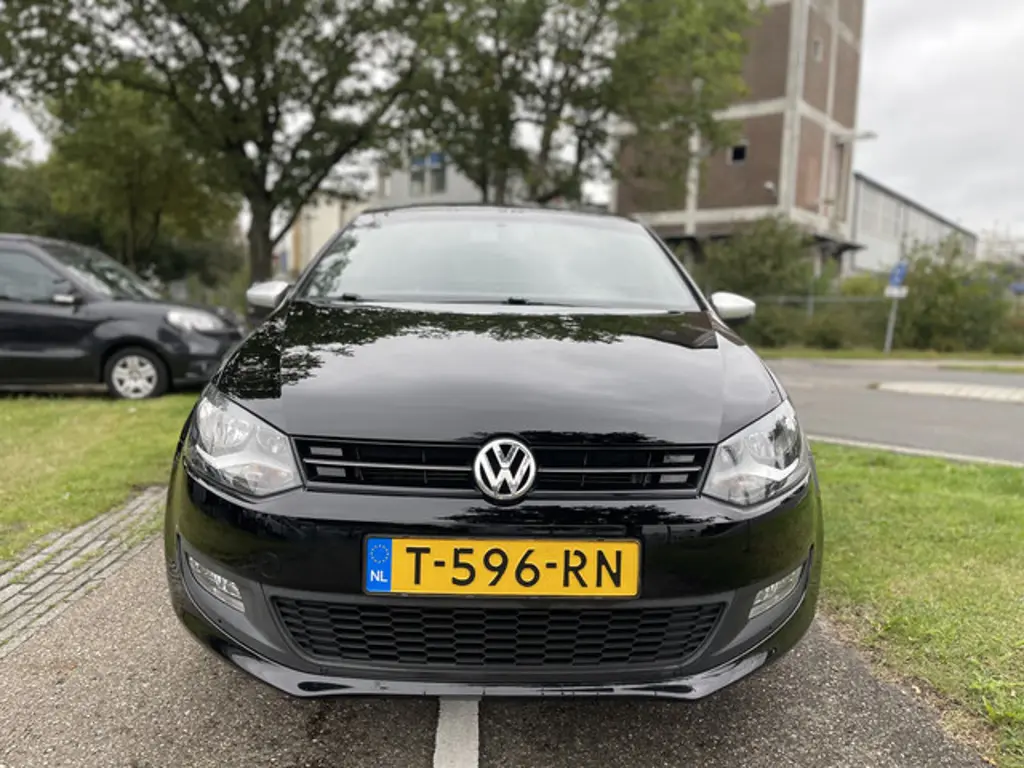 Volkswagen Polo 2