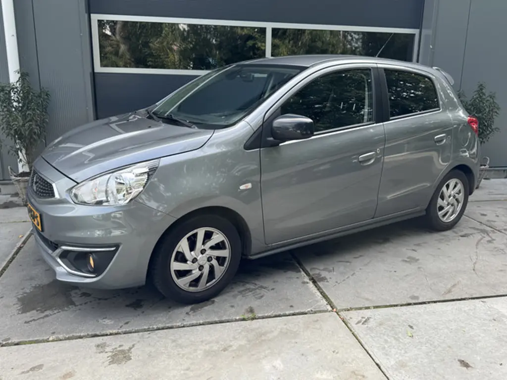 Mitsubishi Space Star 2