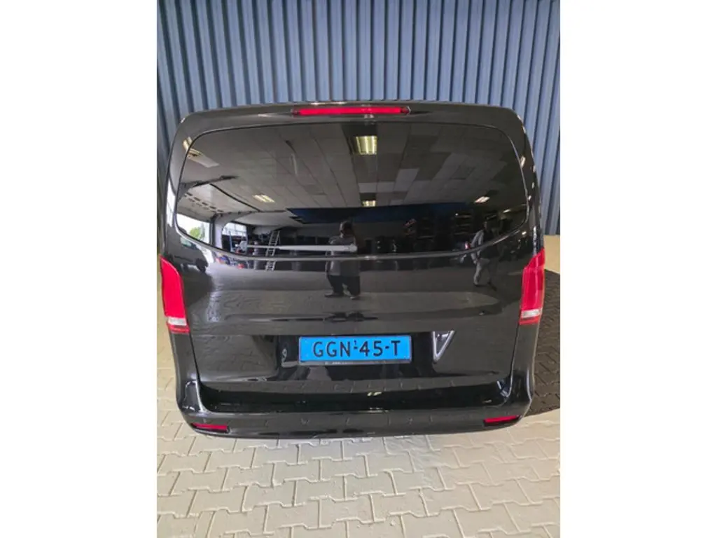 Mercedes-Benz EQV 3