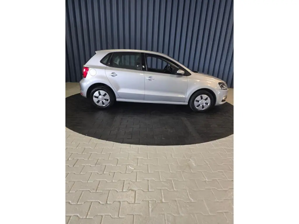 Volkswagen Polo 2