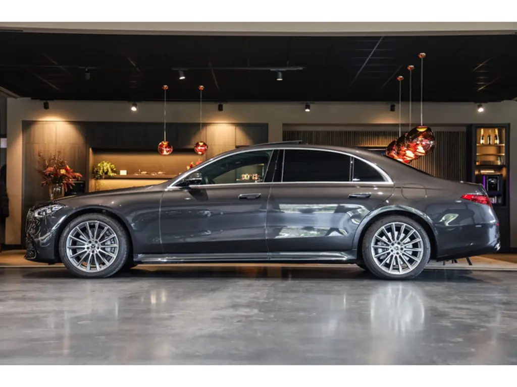 Mercedes-Benz S-Klasse 2