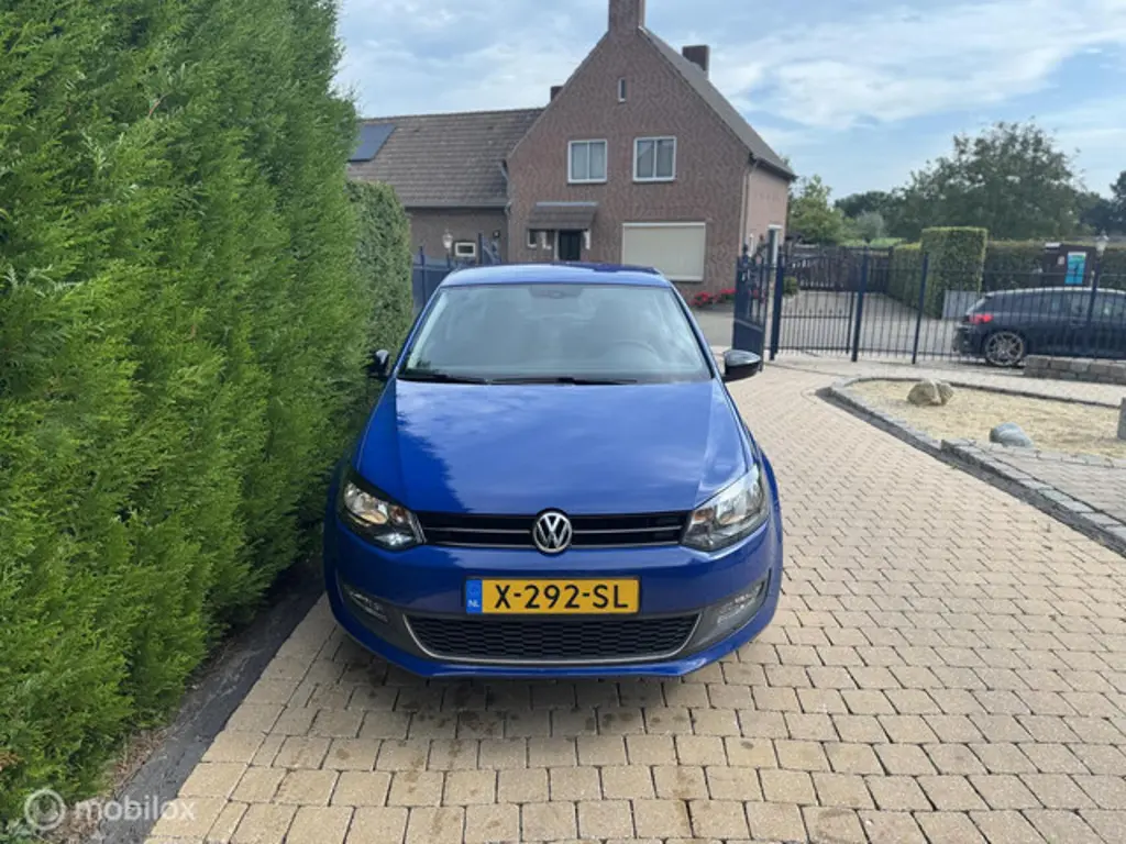 Volkswagen Polo 2