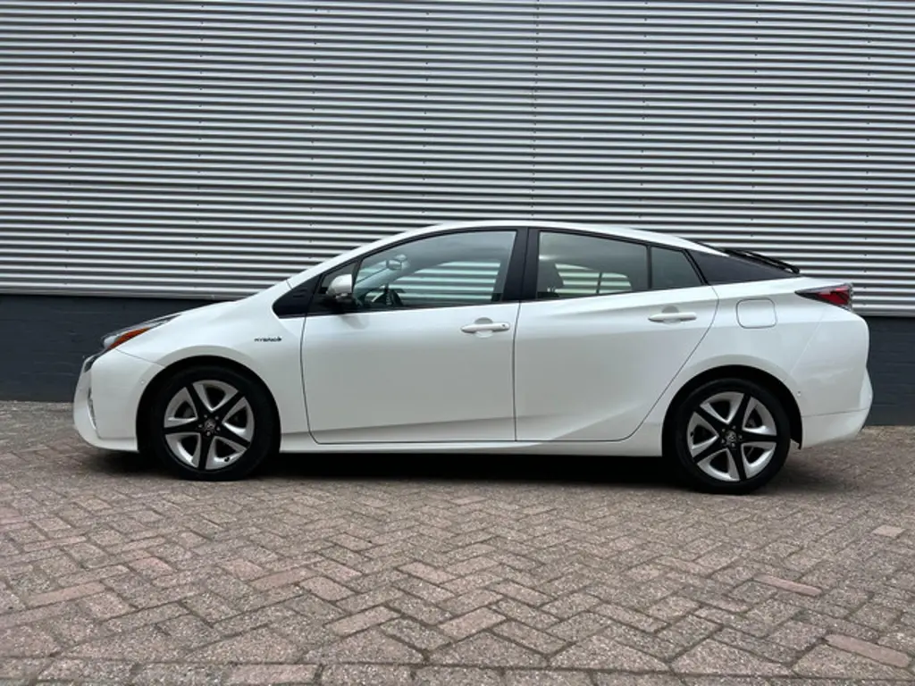 Toyota Prius 3