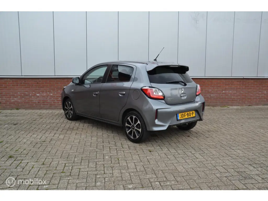 Mitsubishi Space Star 2