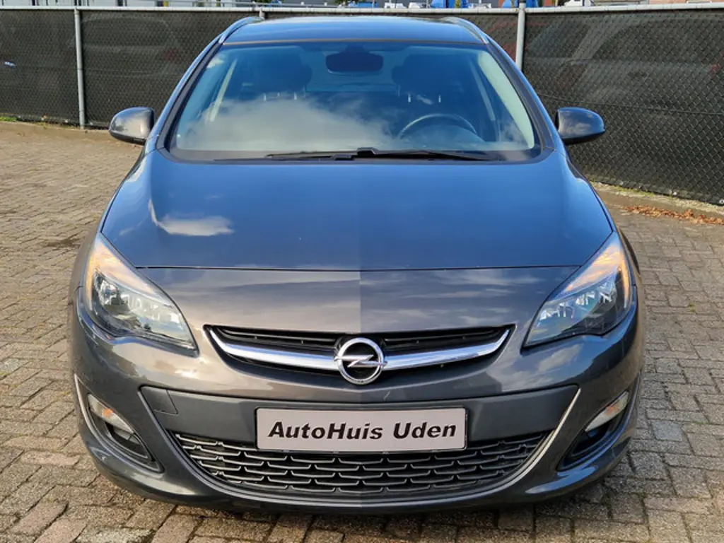 Opel Astra 2