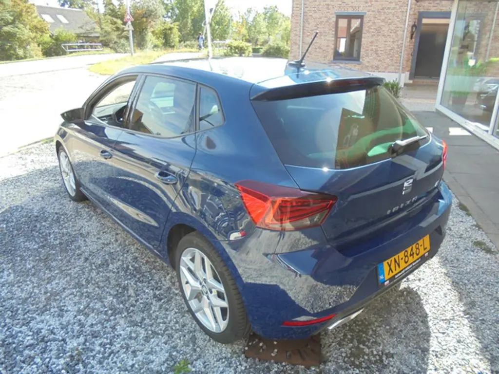 SEAT Ibiza 2